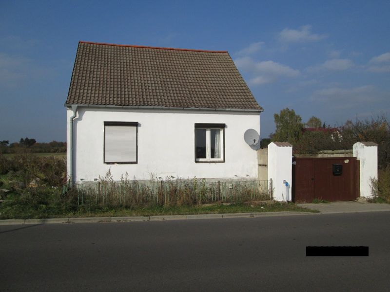 Einfamilienhaus mit Nebengelass im Außenbereich - öffentliche Ausschreibung zum Höchstgebot